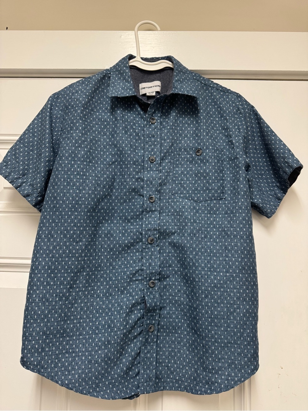 Distortion Boy’s Blue Short-Sleeve Dot-Print Button-Up Shirt